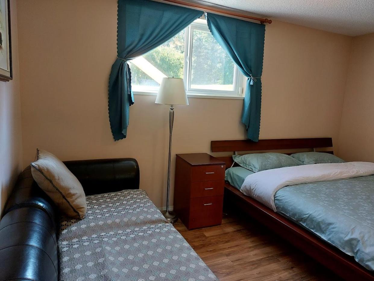Green Village B&B Rocky Ridge Extérieur photo